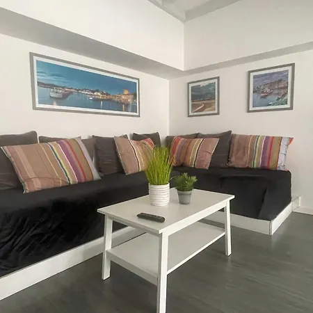 Appartement Grand T2 De Charme Plages Et Commerces A Pieds