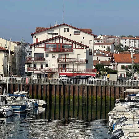 Grand T2 De Charme Plages Et Commerces A Pieds Ciboure